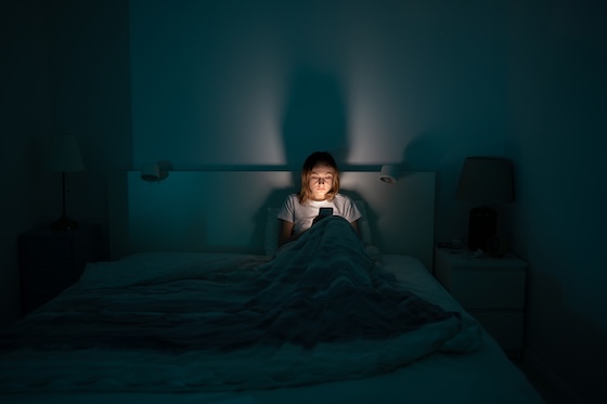 ESMO26: DTx boosts insomnia remission in women with cancer